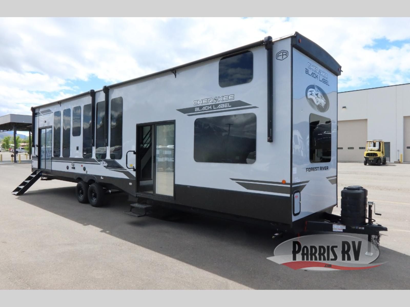 New 2026 Forest River RV Cherokee Timberwolf Black Label 39ALBL