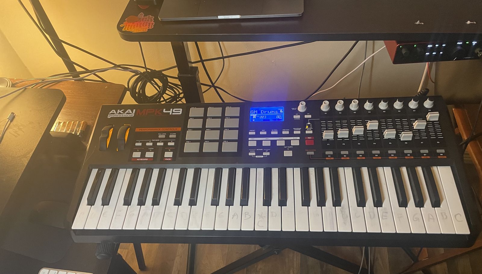 Akai MPK49 Midi Controller