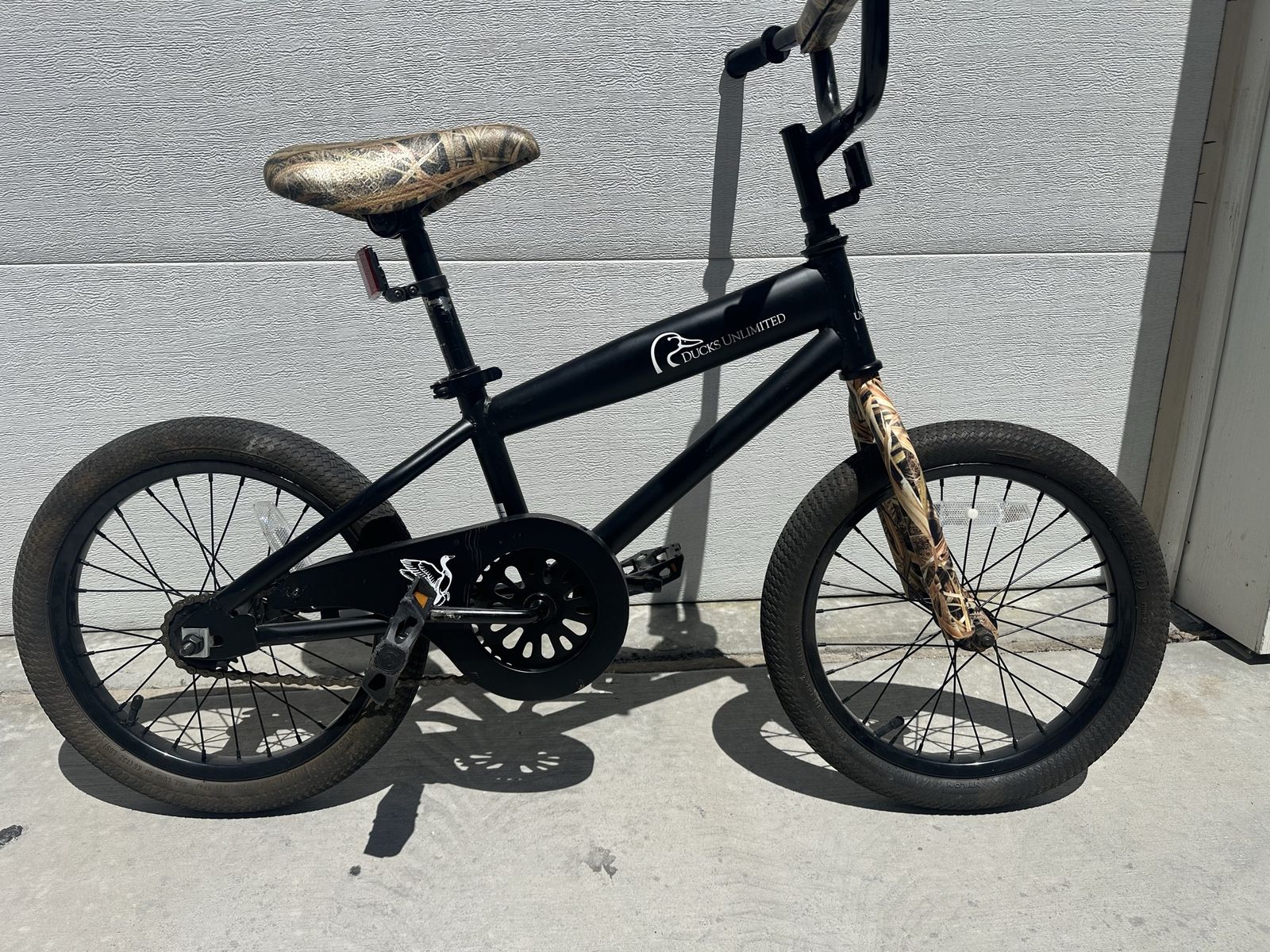 Kid bike size 16