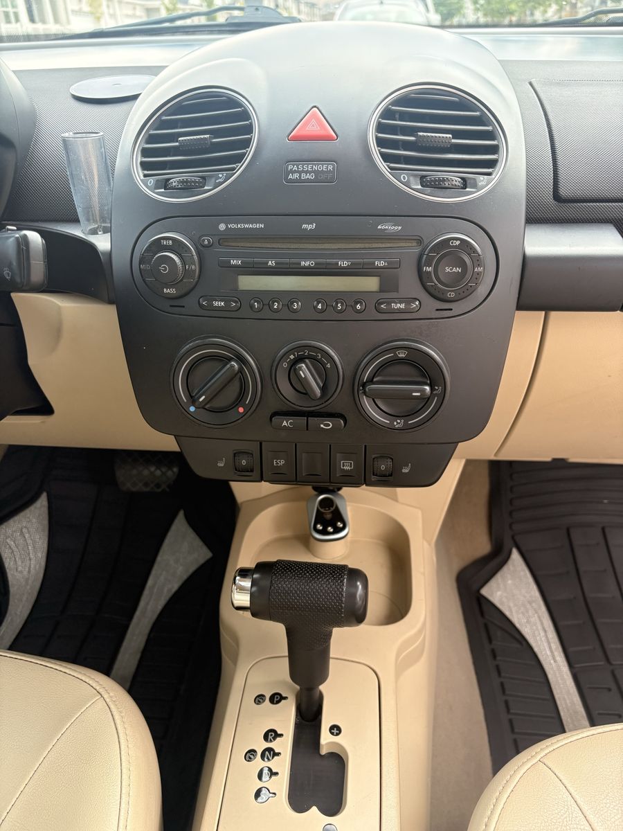 Main image 11