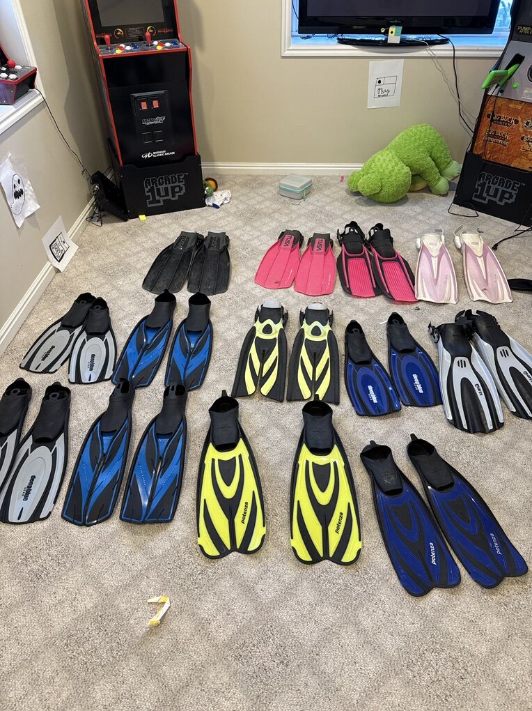 Scuba Diving And Snorkling Fins, masks, Snorkles