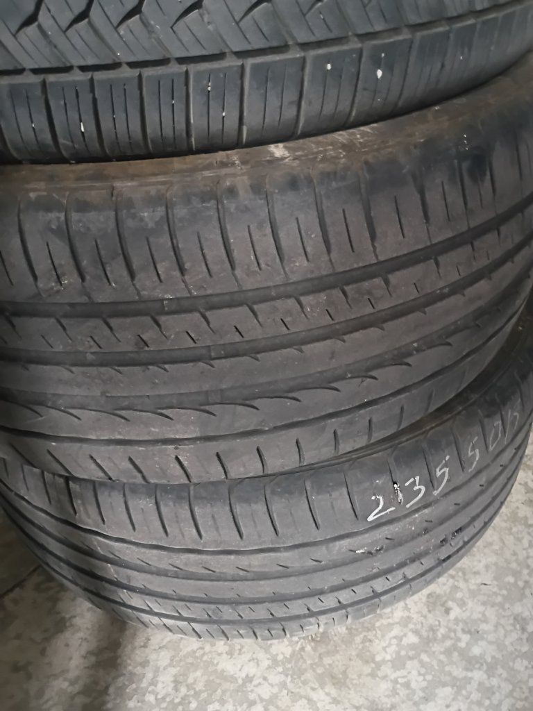 (3) Hankook Kinergy 235/50R19