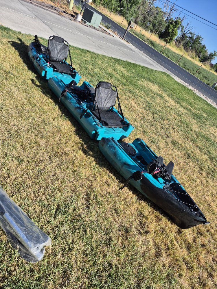 Waque single/Tandem pedal powered kayak