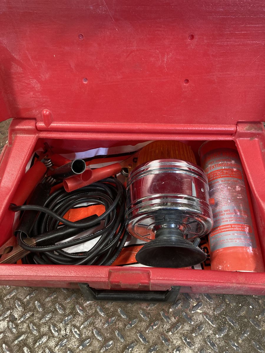 Jumper cables, flasher, extinguisher