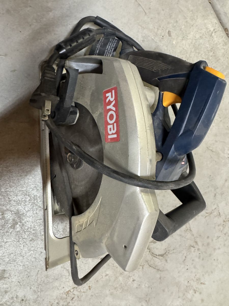 Ryobi CSB133L 7-1/4 inch 13 Amp Corded Circular Saw - Portable Tool