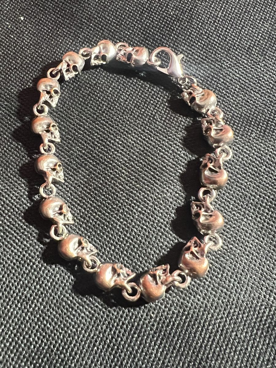 Skull Bracelet Silver Tone Chain Link Lobster Clasp Unisex