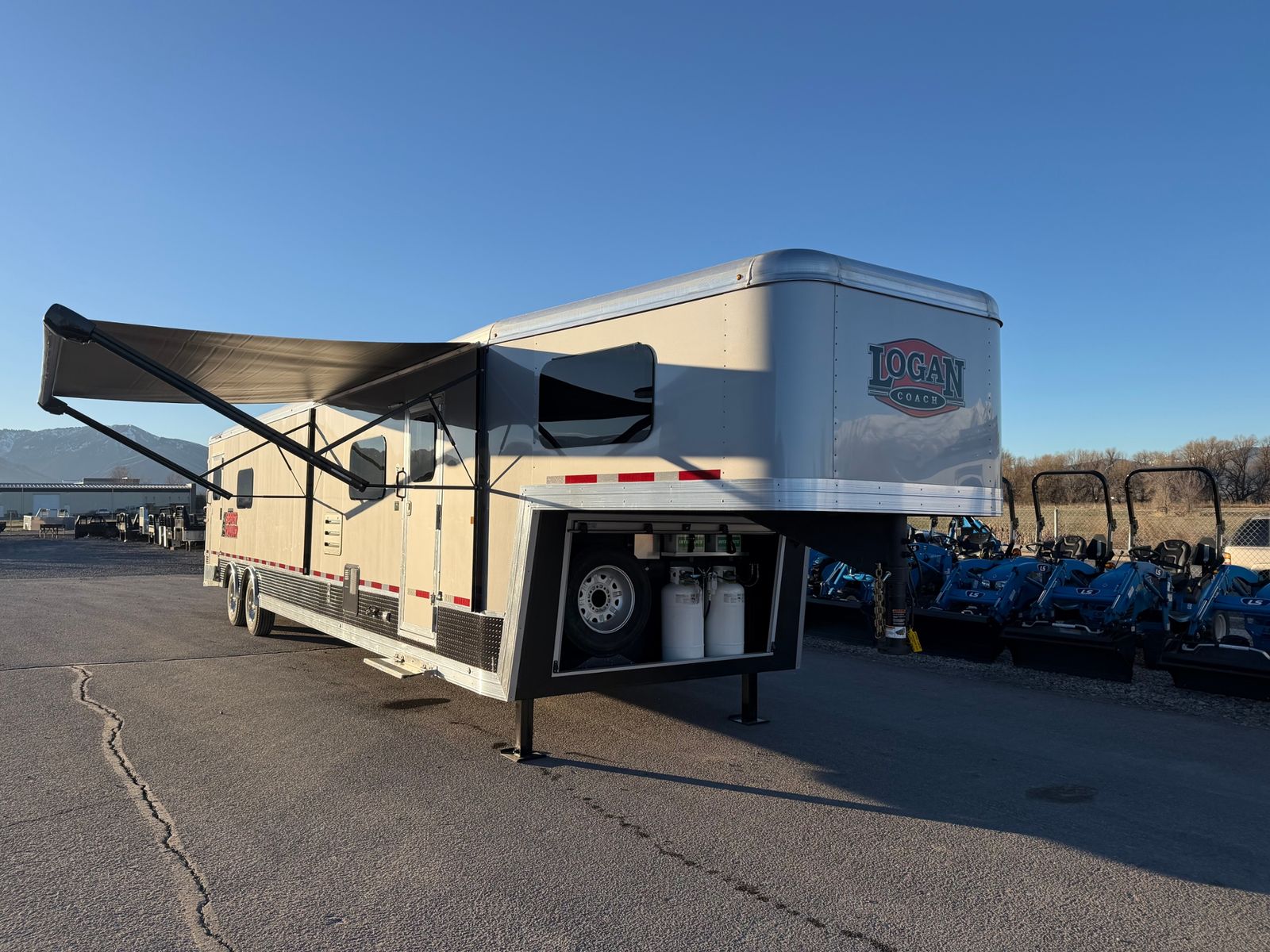 2026 Logan Coach Sport Hauler Living Quarters