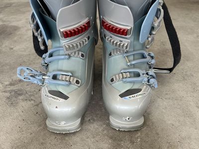 Ski Boots women’s 25.5