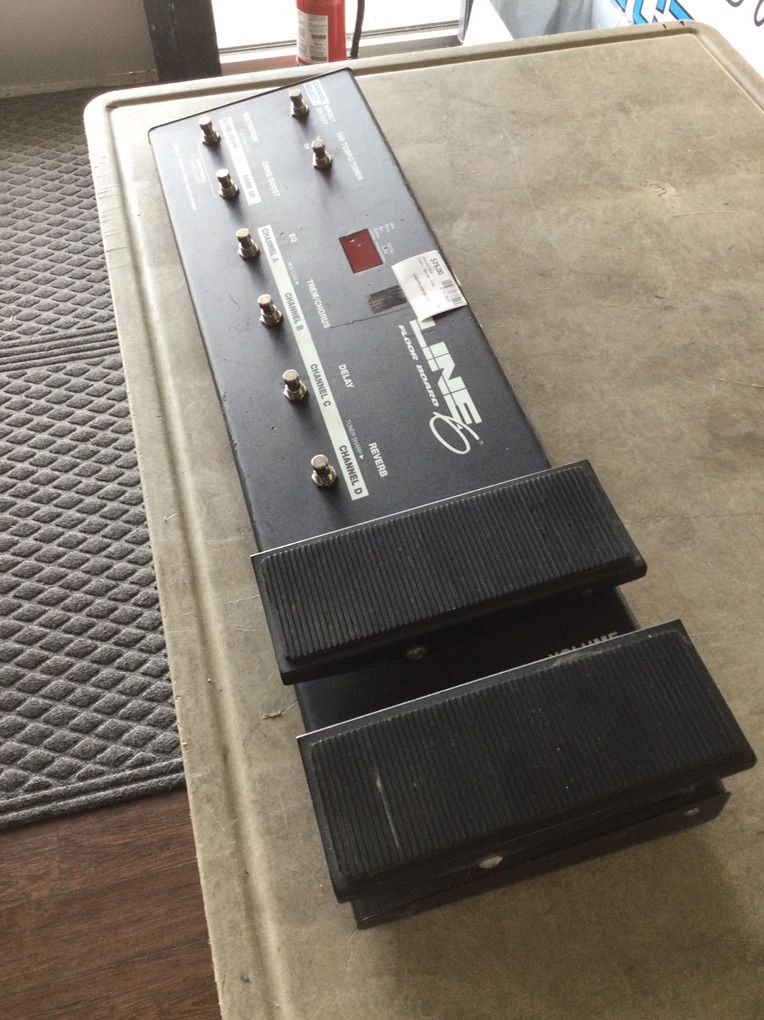 Line 6 Floor Board.    #E75013925