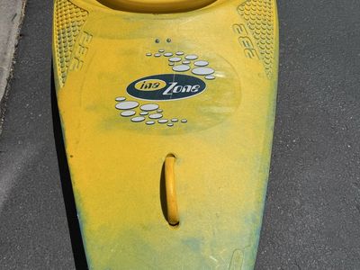 Pyranha inaZone 232 - Whitewater Kayak