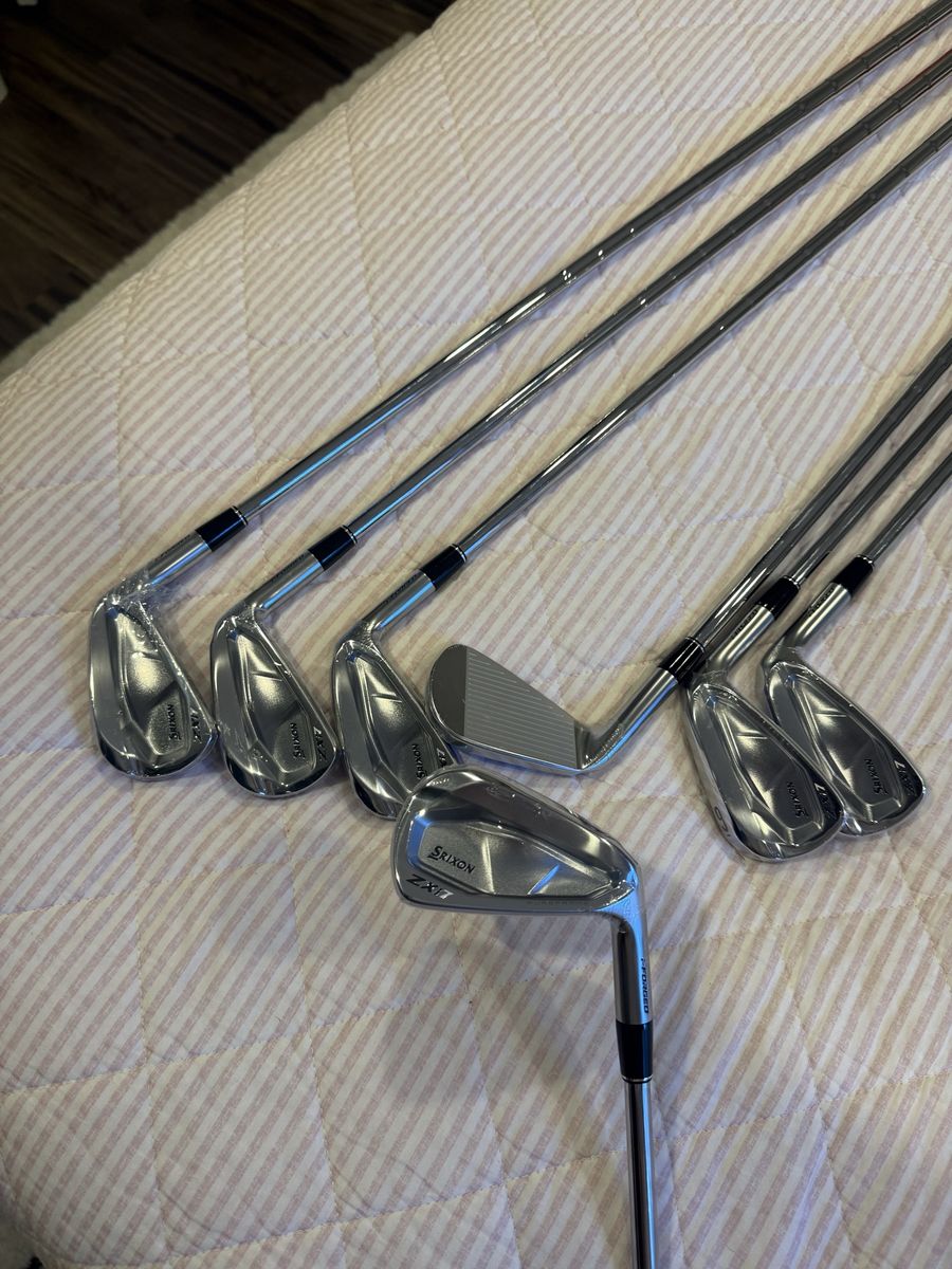 Srixon ZXi7 Irons - Brand New – 4-PW – RH 