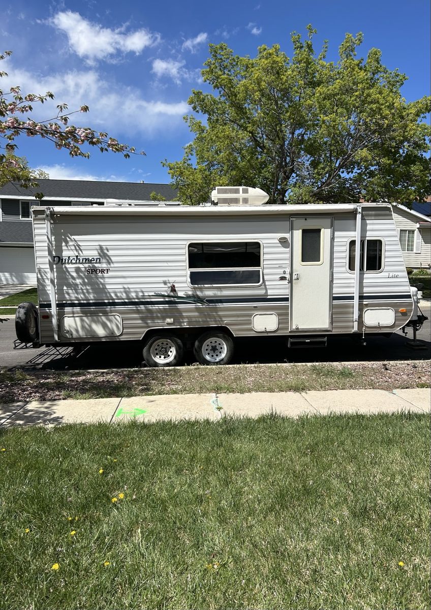 2004 19ft Dutchman Sport