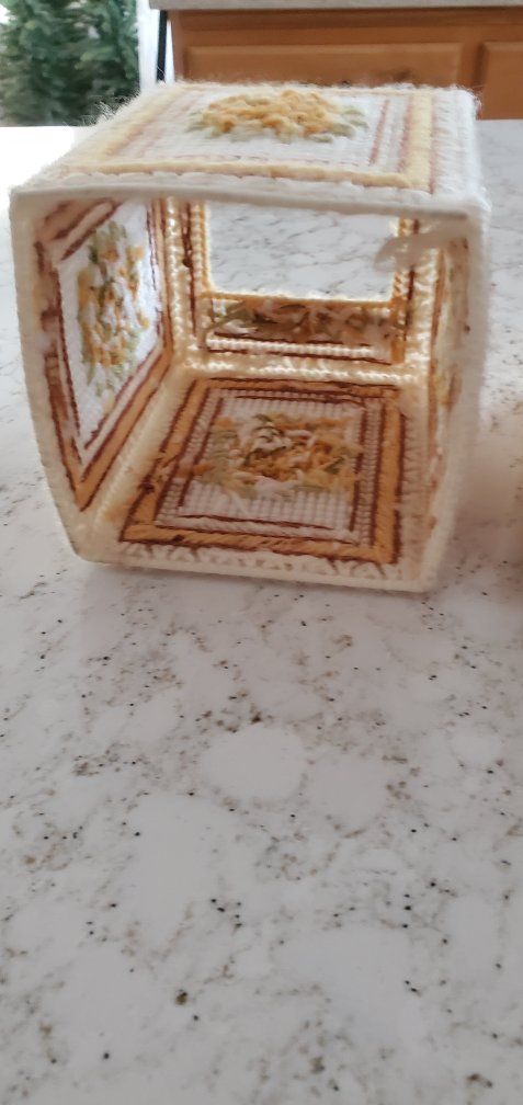 Main image 7