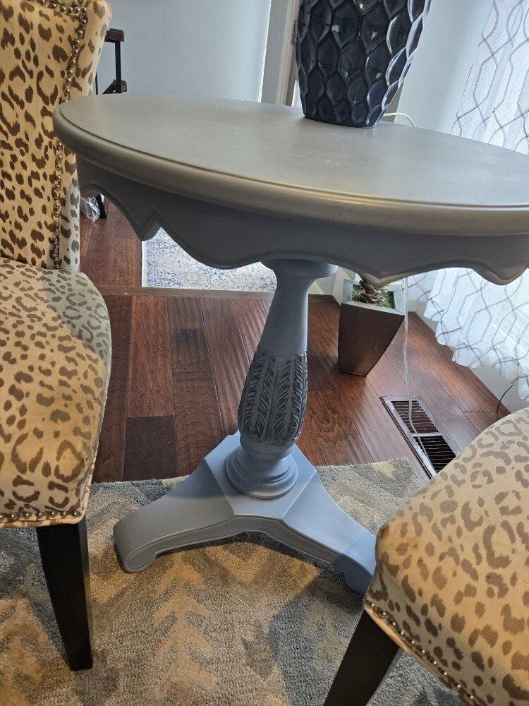 table perfect condition with unique detail