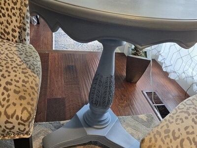 table perfect condition with unique detail