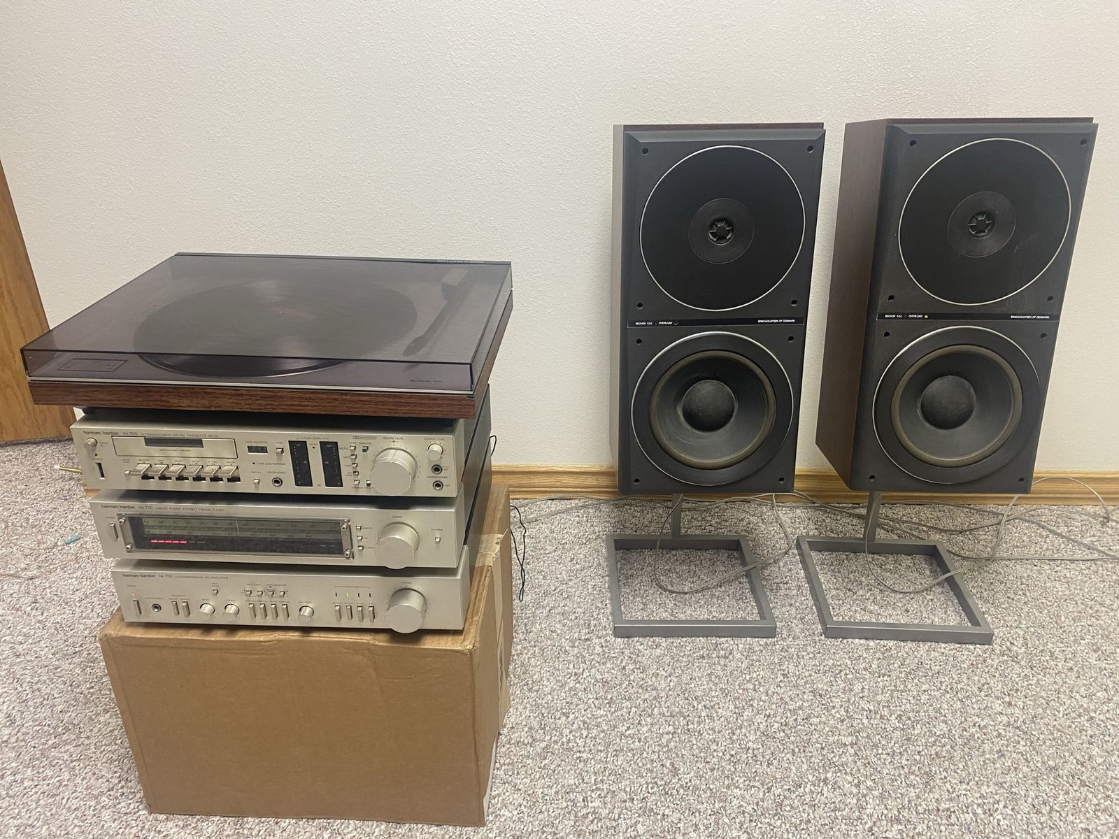 Vintage Harmon Kardon, Bang & Olufsen Stereo