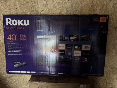 Roku Select Series 40" FHD 1080p Smart TV with Voice Remote & Bluetooth Headphone Mode