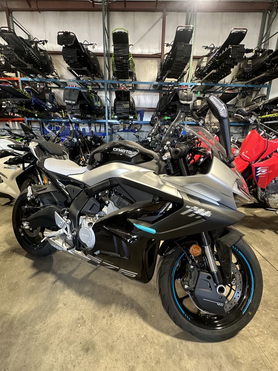 2026 CFMOTO 675SS Nebula Black - C01034-C