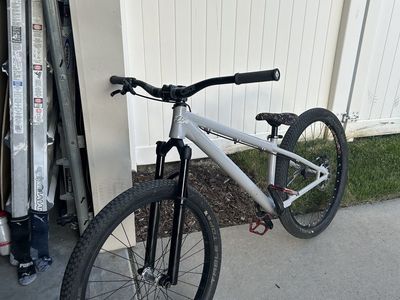 GT Labomba dirt jumper