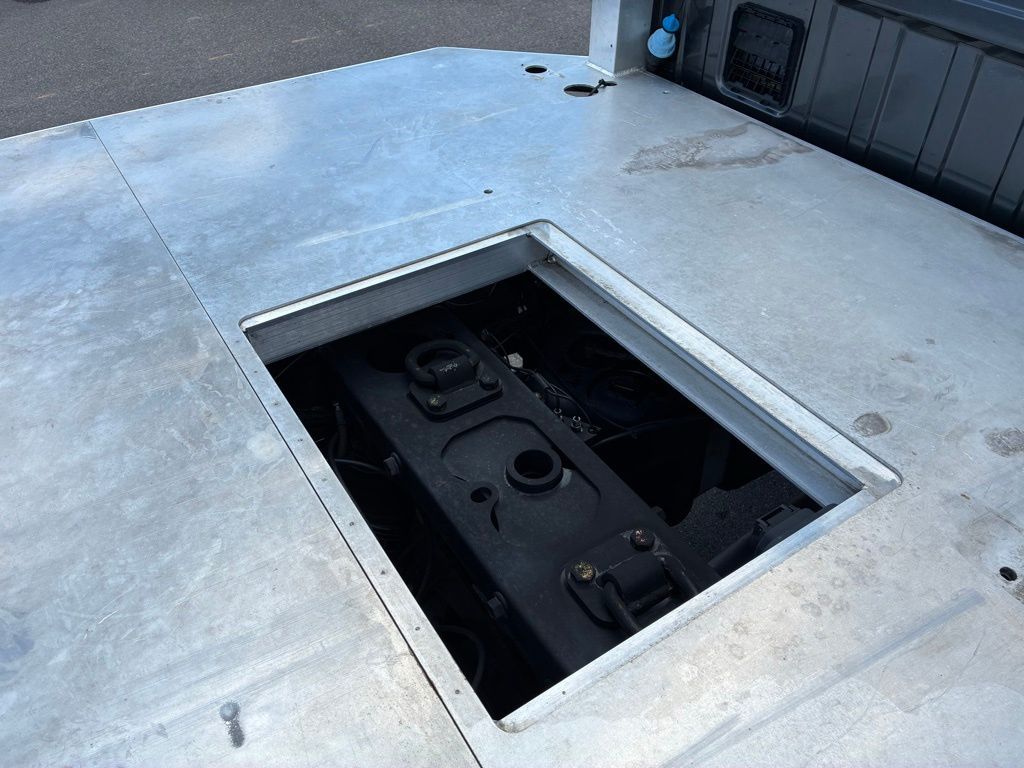 Main image 6