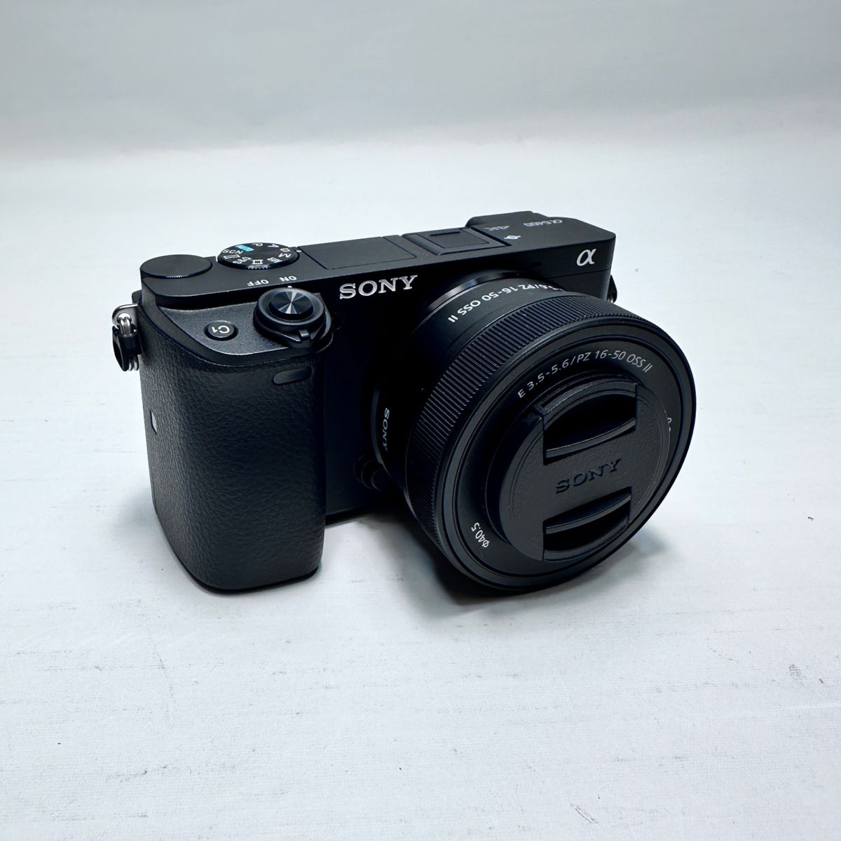 Main image 4