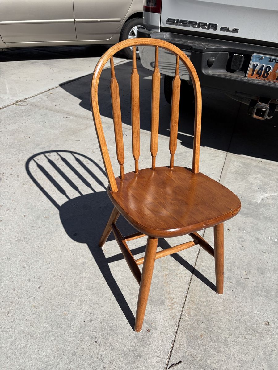 Wood chair