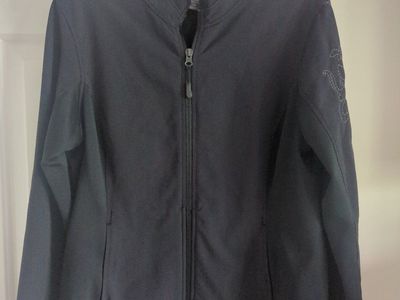 Women's Large Merrell aeroblock fleece lined full zip jacket.