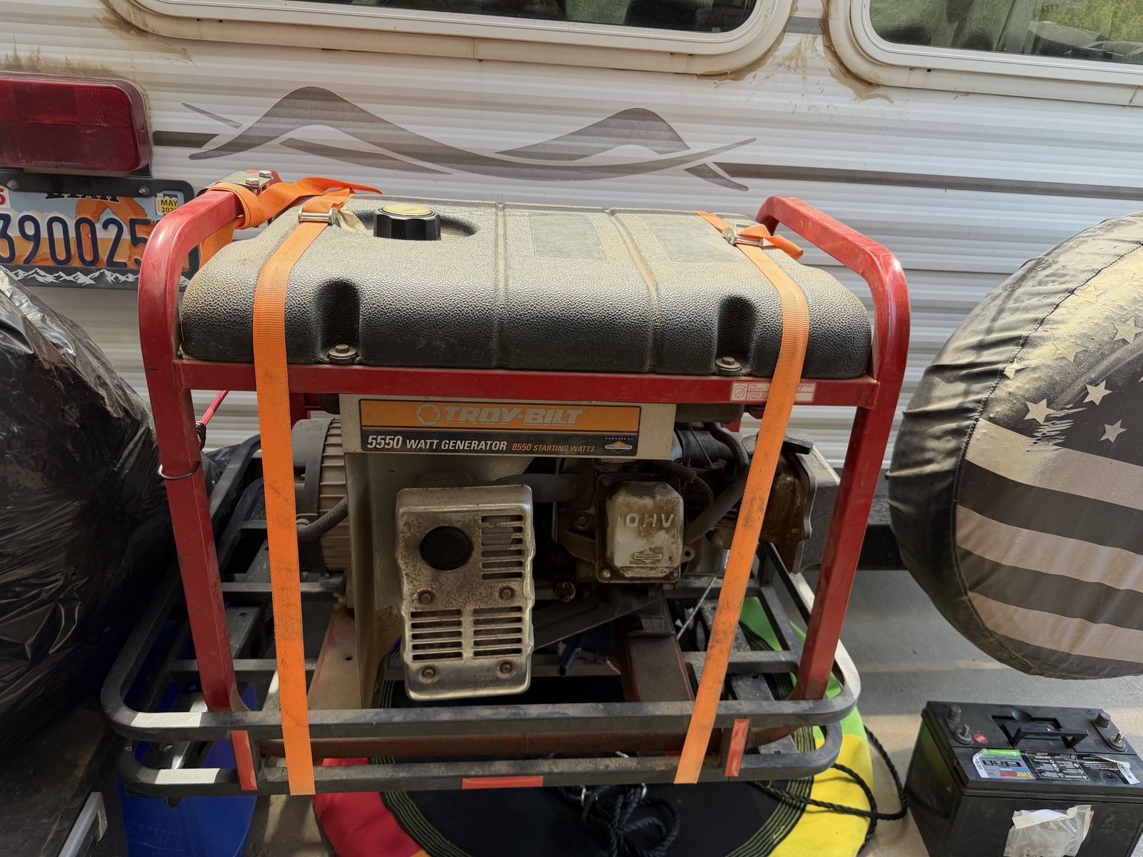 Troy-bilt 5500 Watt Generator  8550 starting watts