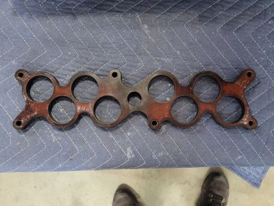 gt40 intake phenolic spacer mustang 302 5.0 ford