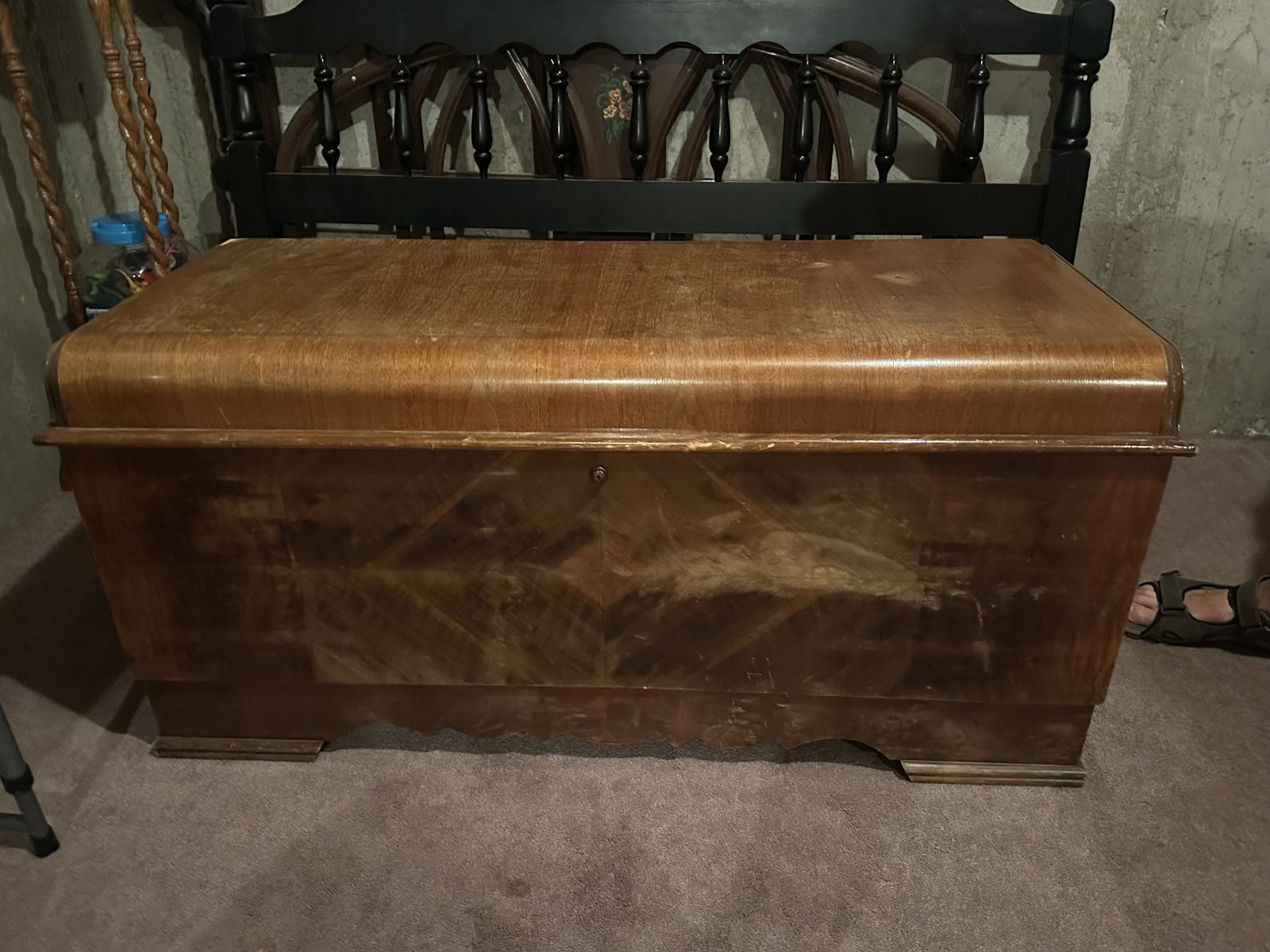 Main image 3