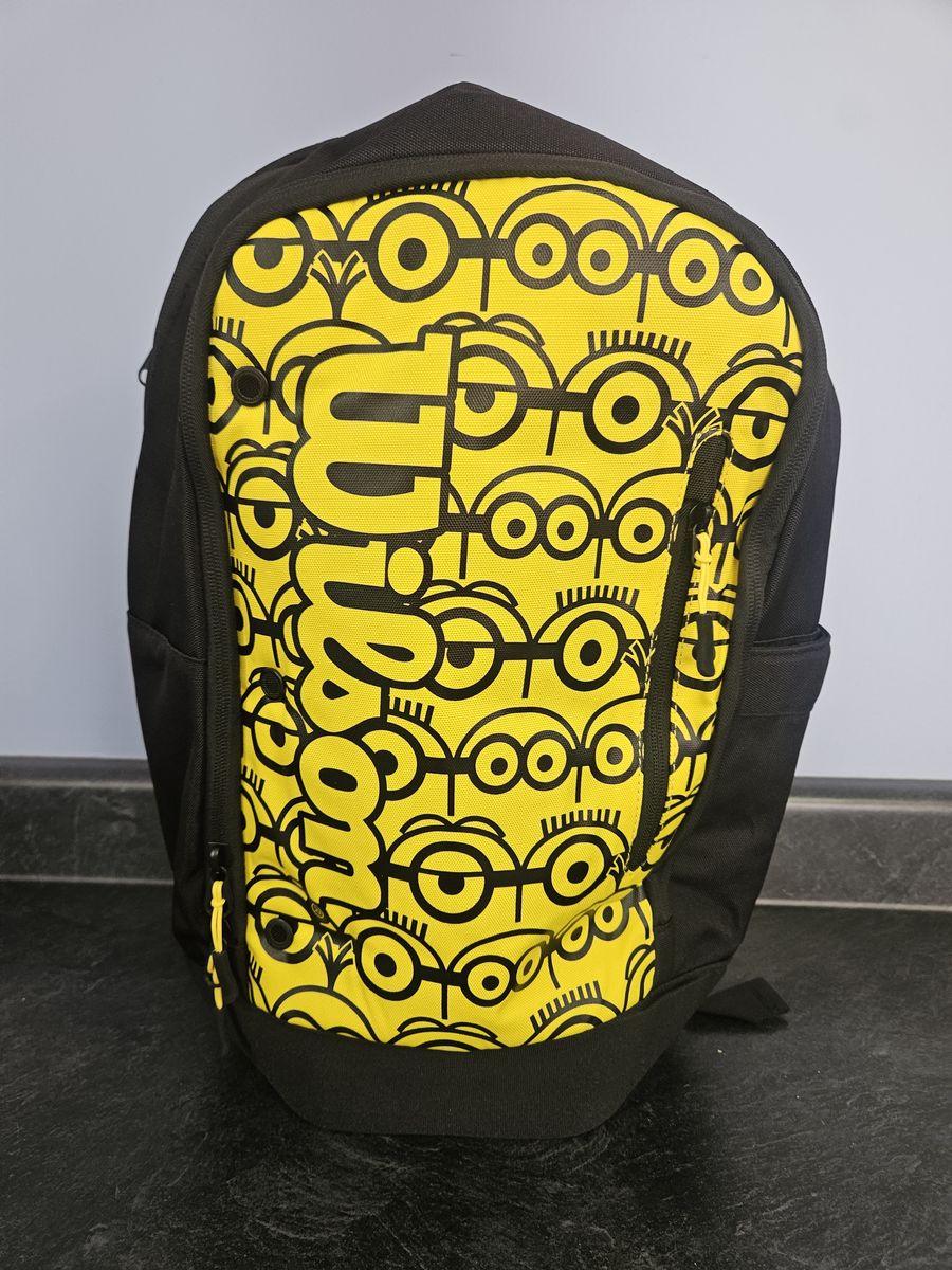 Minion tennis backpack