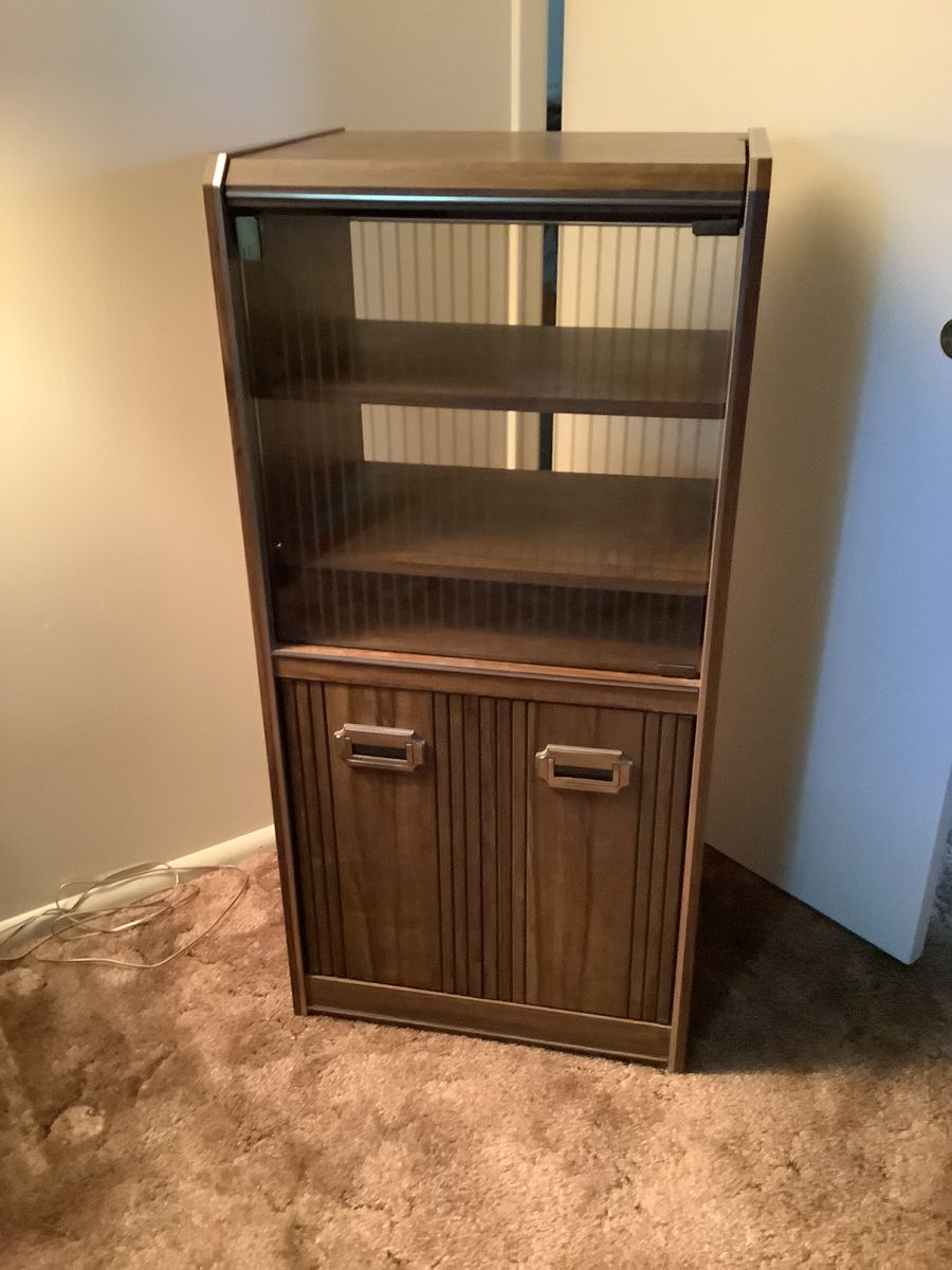 Gusdorf Model 5850 Stereo Component Cabinet