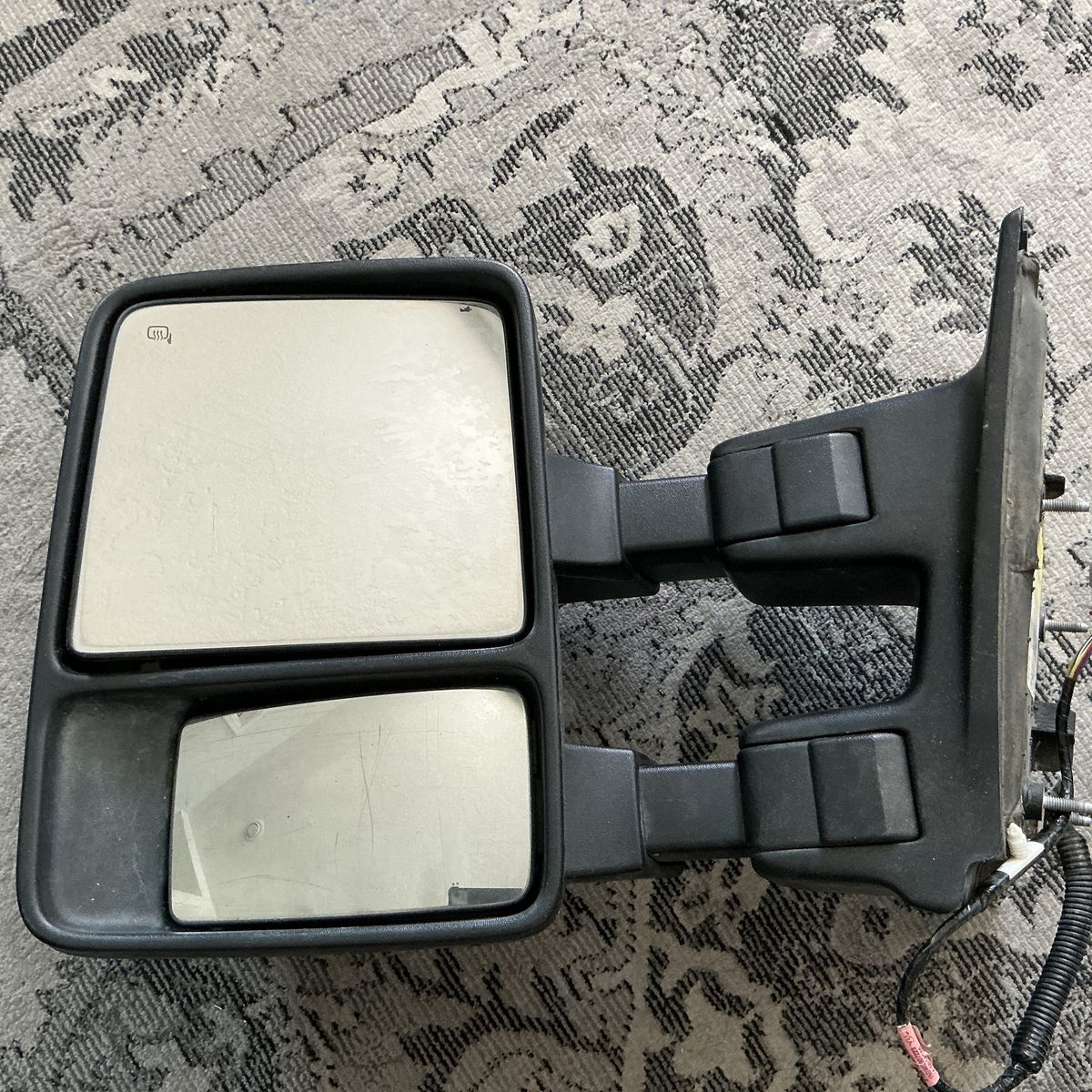 Ford F350, F250 exterior mirror driver side.  2008-2016