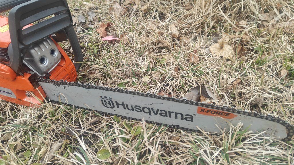 Husqvarna 20" 450 Rancher II Gas Chainsaw w/ case
