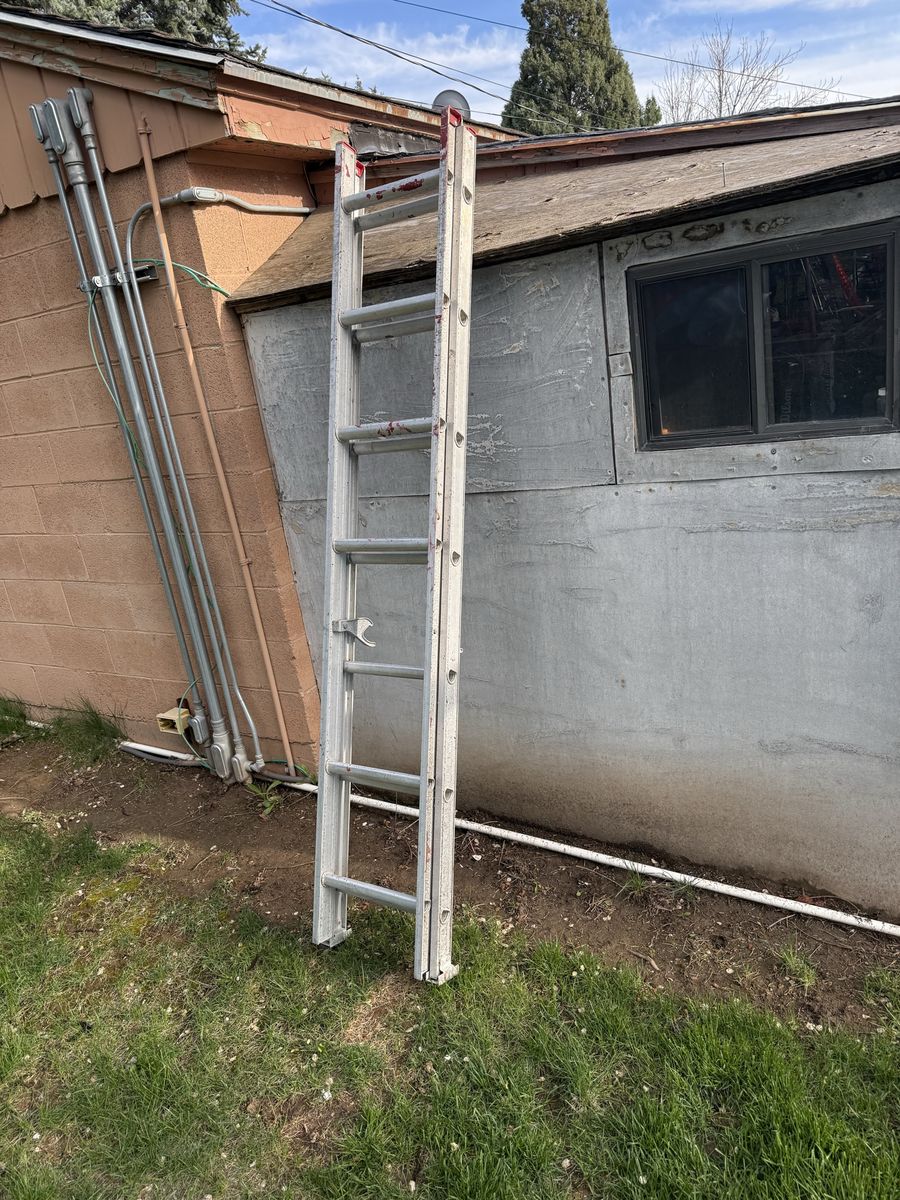 12 Ft Extension Ladder