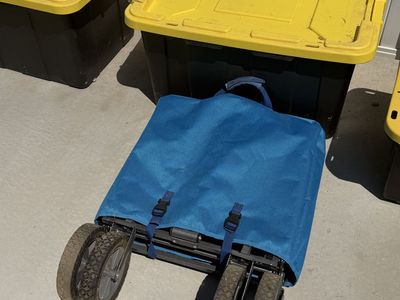 Folding canvas wagon