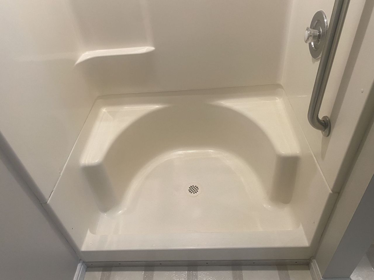 Main image 13