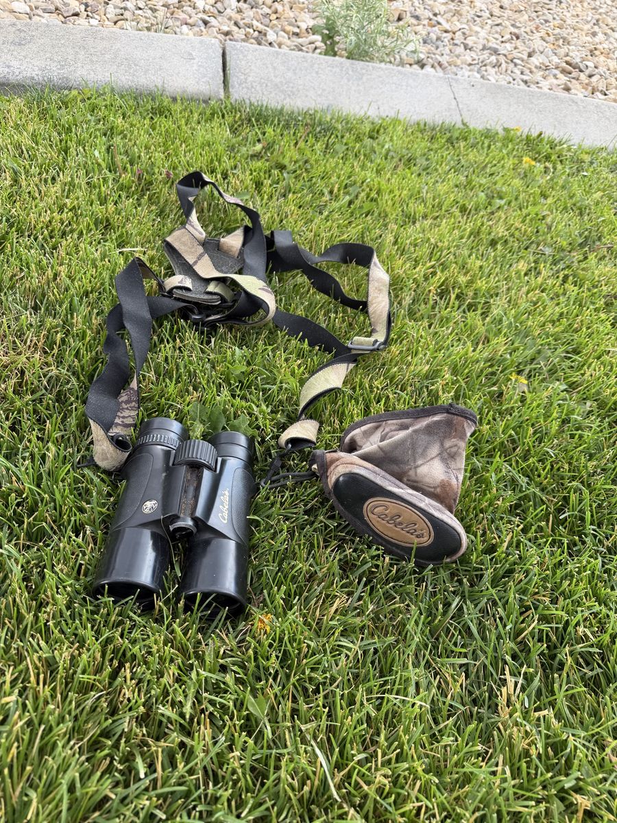 Cabela's Binoculars with Camouflage Strap & Pouch