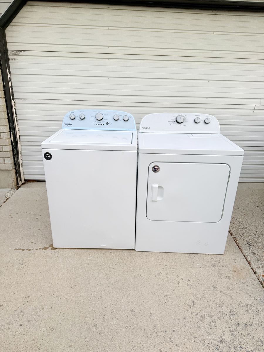 Whirlpool Washer And Electric Dryer Set