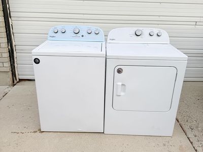 Whirlpool Washer And Electric Dryer Set