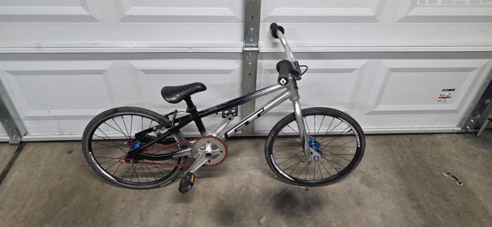 GT Micro mini (18") bmx bike