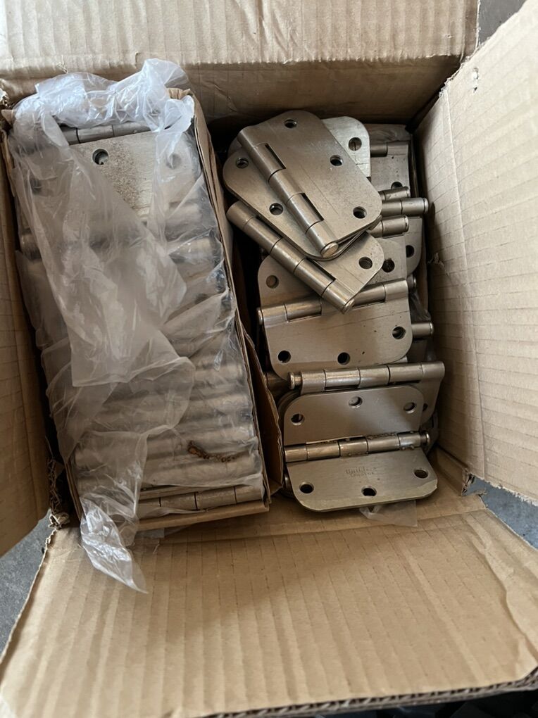Used Nickel Color Hinges And Screws