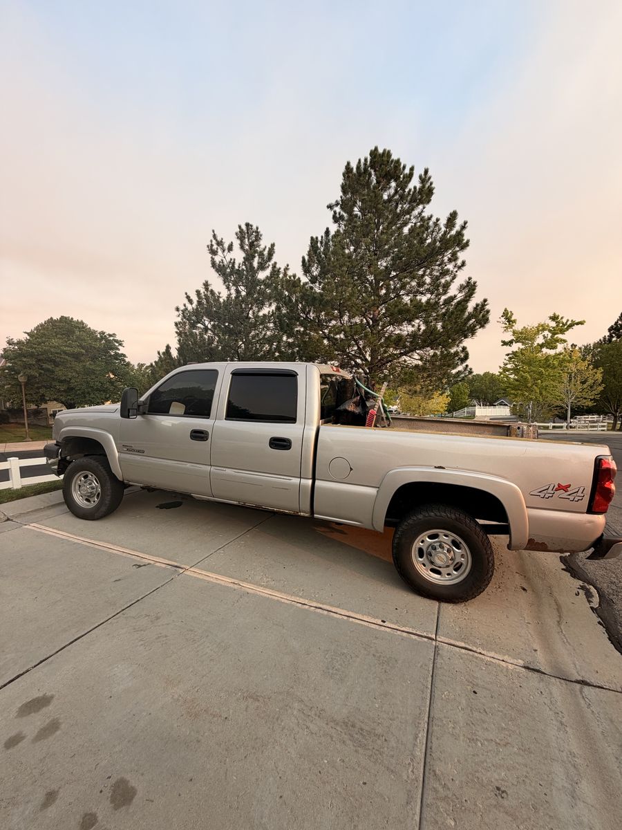 2004 Chevrolet Silverado 2500 LTZ
