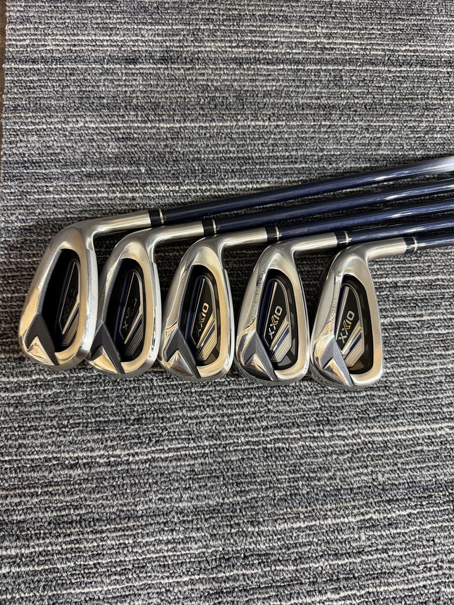 XXIO 12 Irons Set of 6-PW Right-Handed MP-1200 Regular flex 47g shafts  New