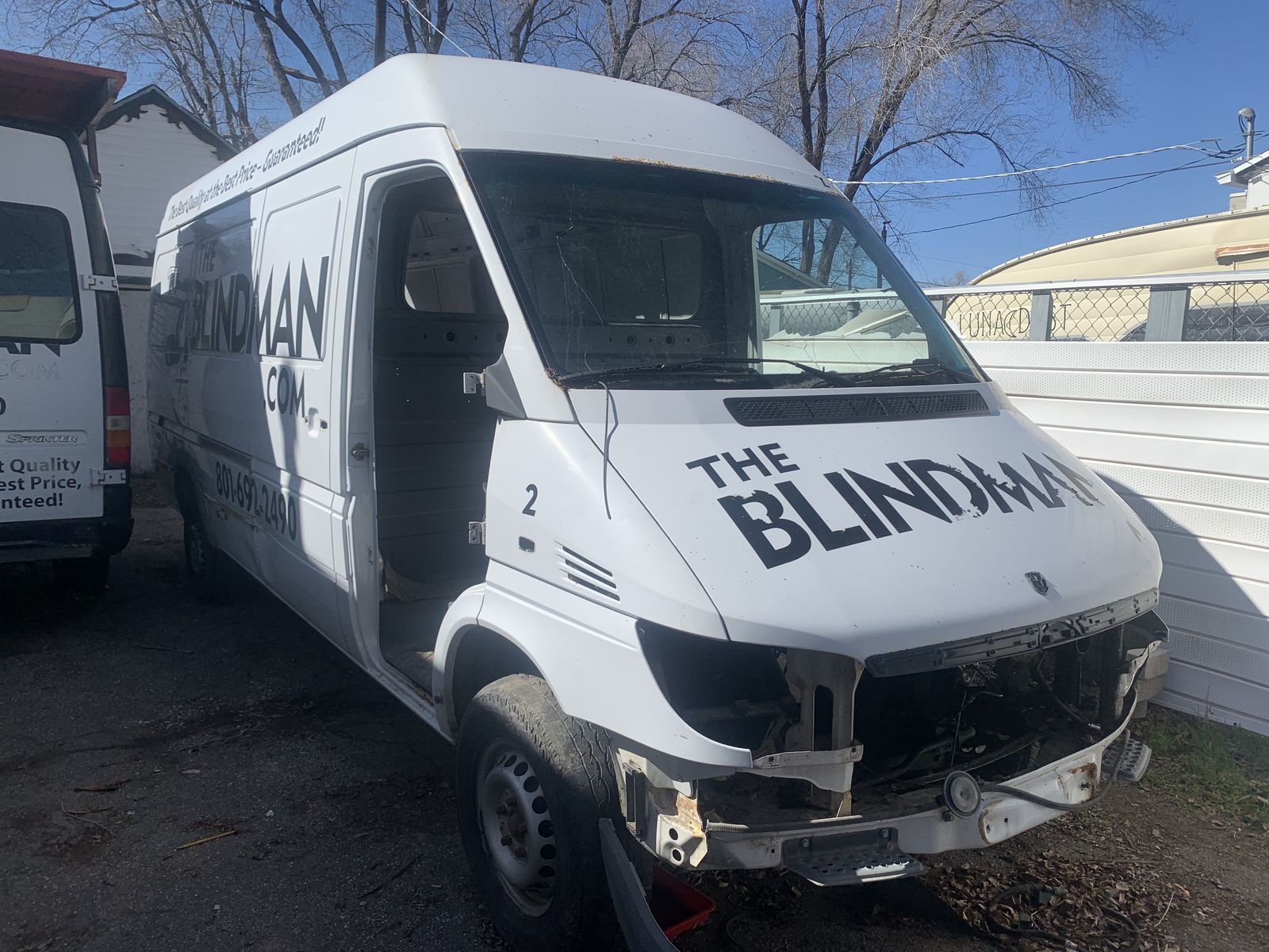 Free Sprinter Van 2006 Shell (no title)