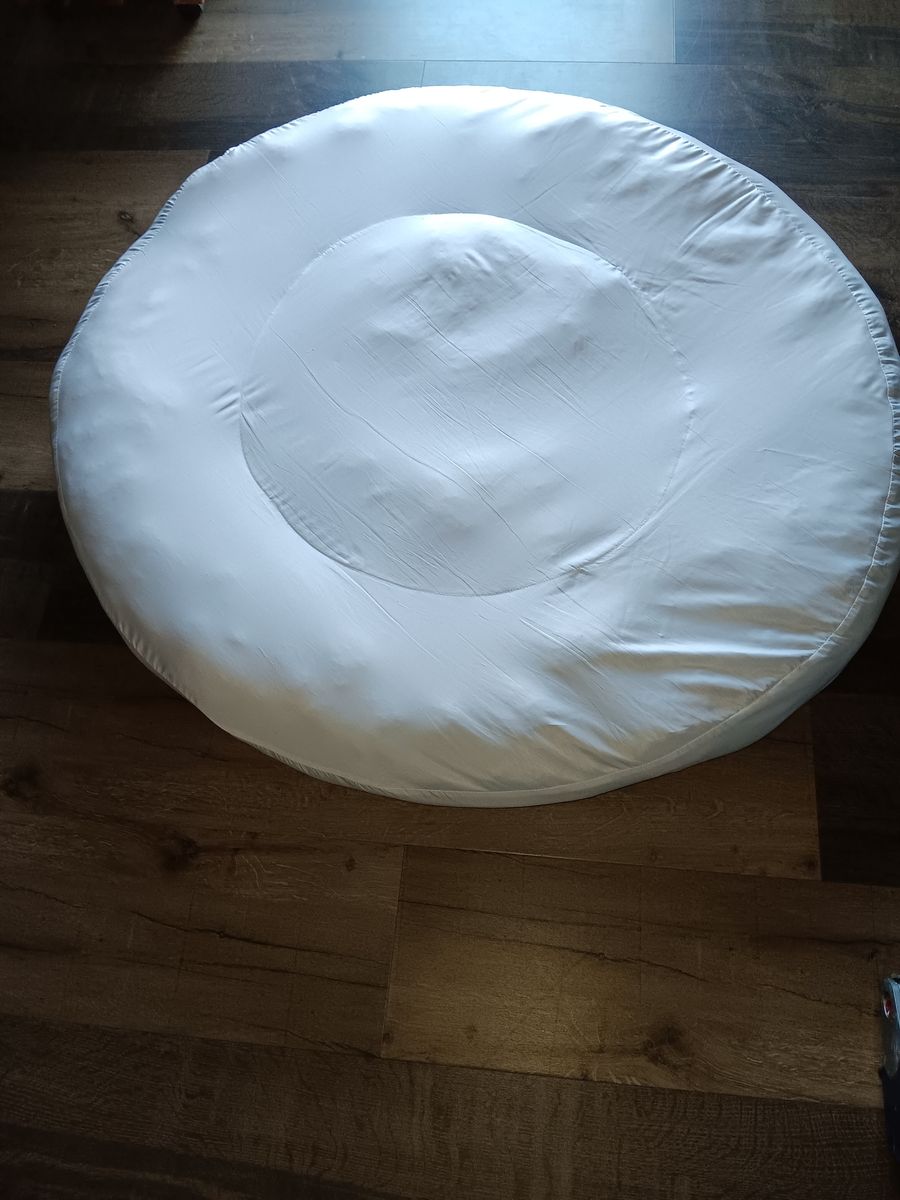 Main image 4