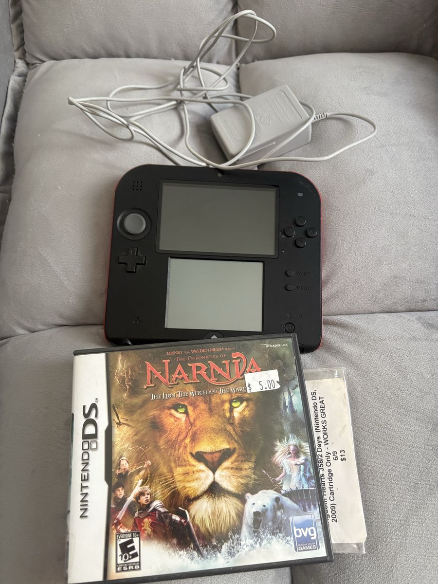 Nintendo 2DS Handheld