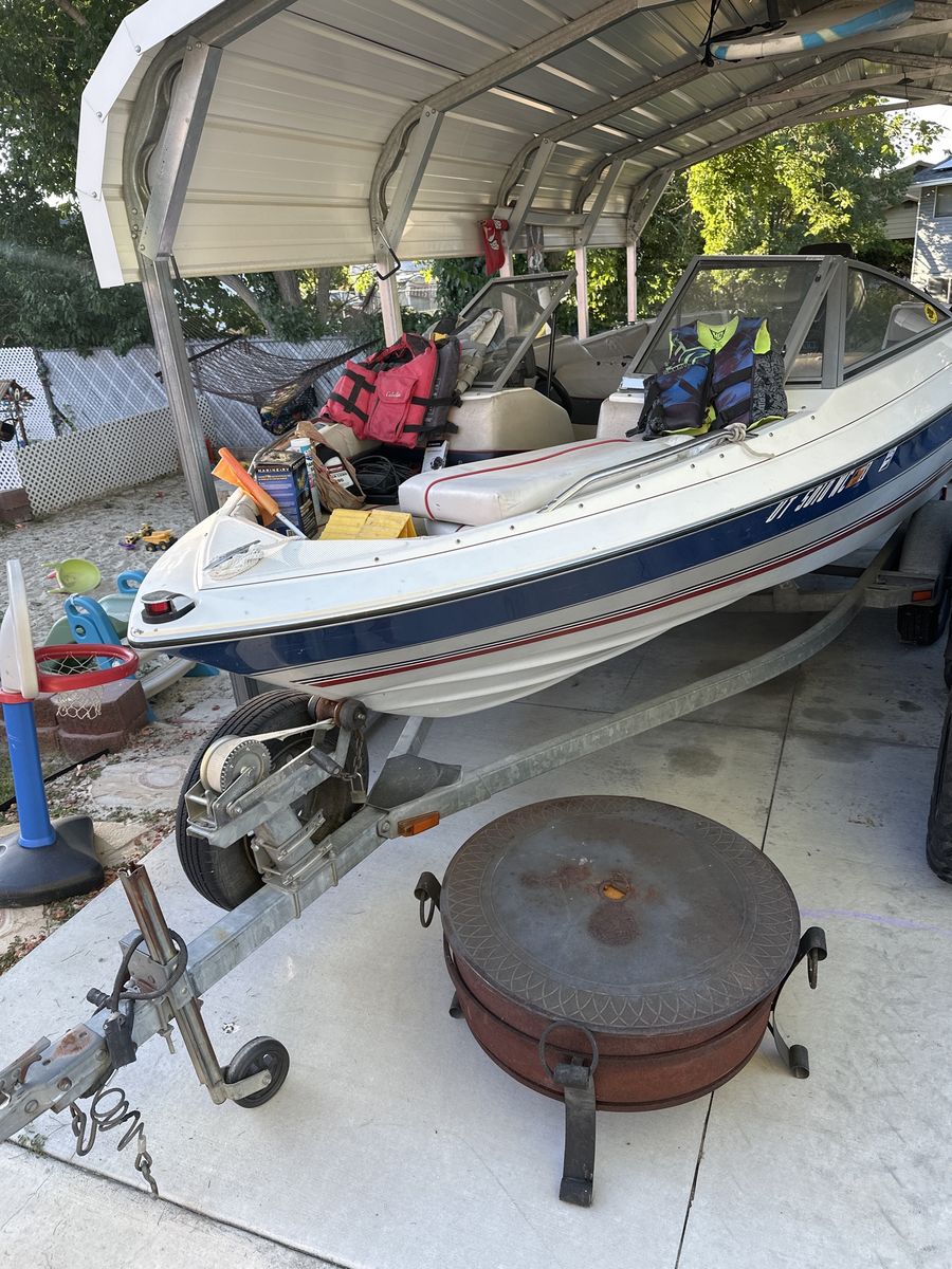 16 ‘, 1991 Bayliner Classic boat with 70 HP Mercury Motor in great shape! , 55 LB thrust Minn Kota with foot metal, wiring etc!