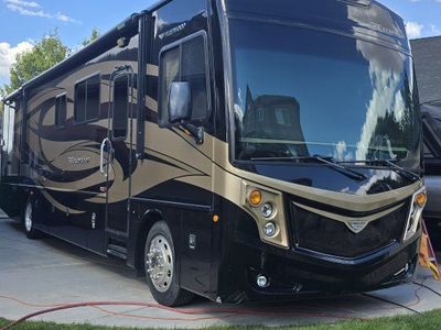 2014 Fleetwood Excursion 35B Diesel Pusher