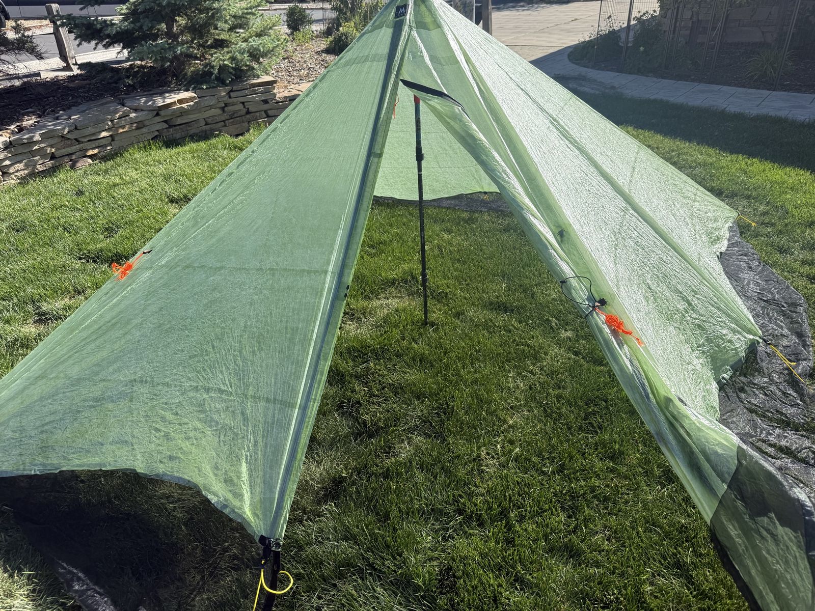 Mountain laurel Design- Supermid tent ultralight